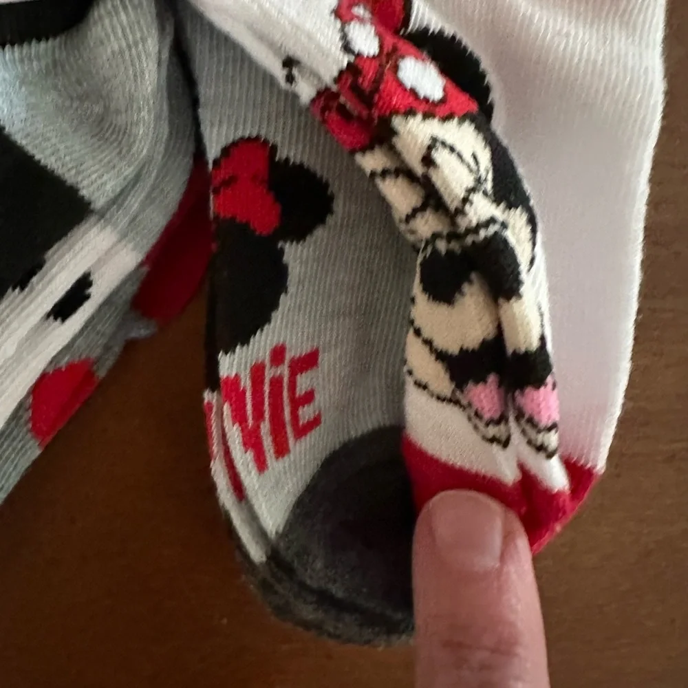 2T- 4T Disney Junior Minnie Mouse 6 pairs of low cut socks